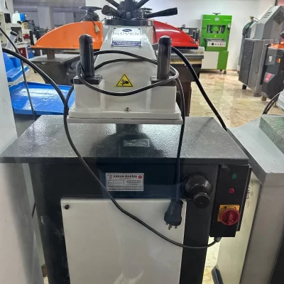15ton-guven-donerkafa-kesim-presi-1 15ton-guven-donerkafa-kesim-presi-1